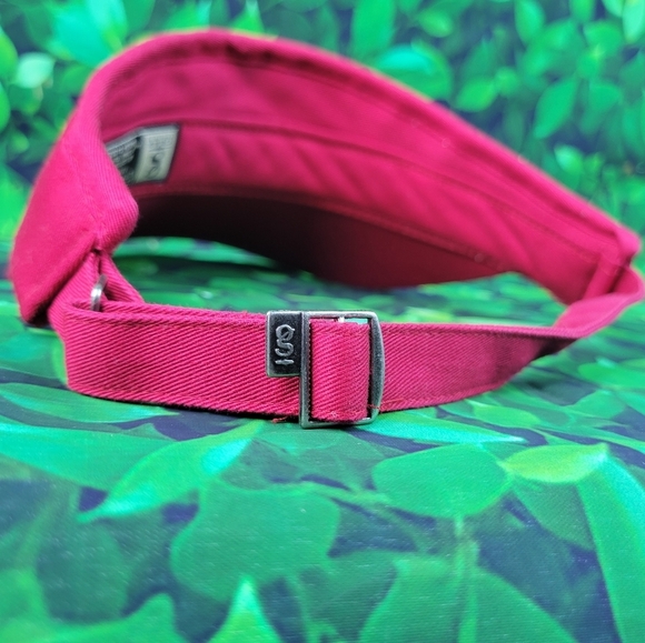 Gear For Sports Arrowood Vineyards and Winery Unisex Adjustable Golf Visor NWOT - Picture 3 of 7